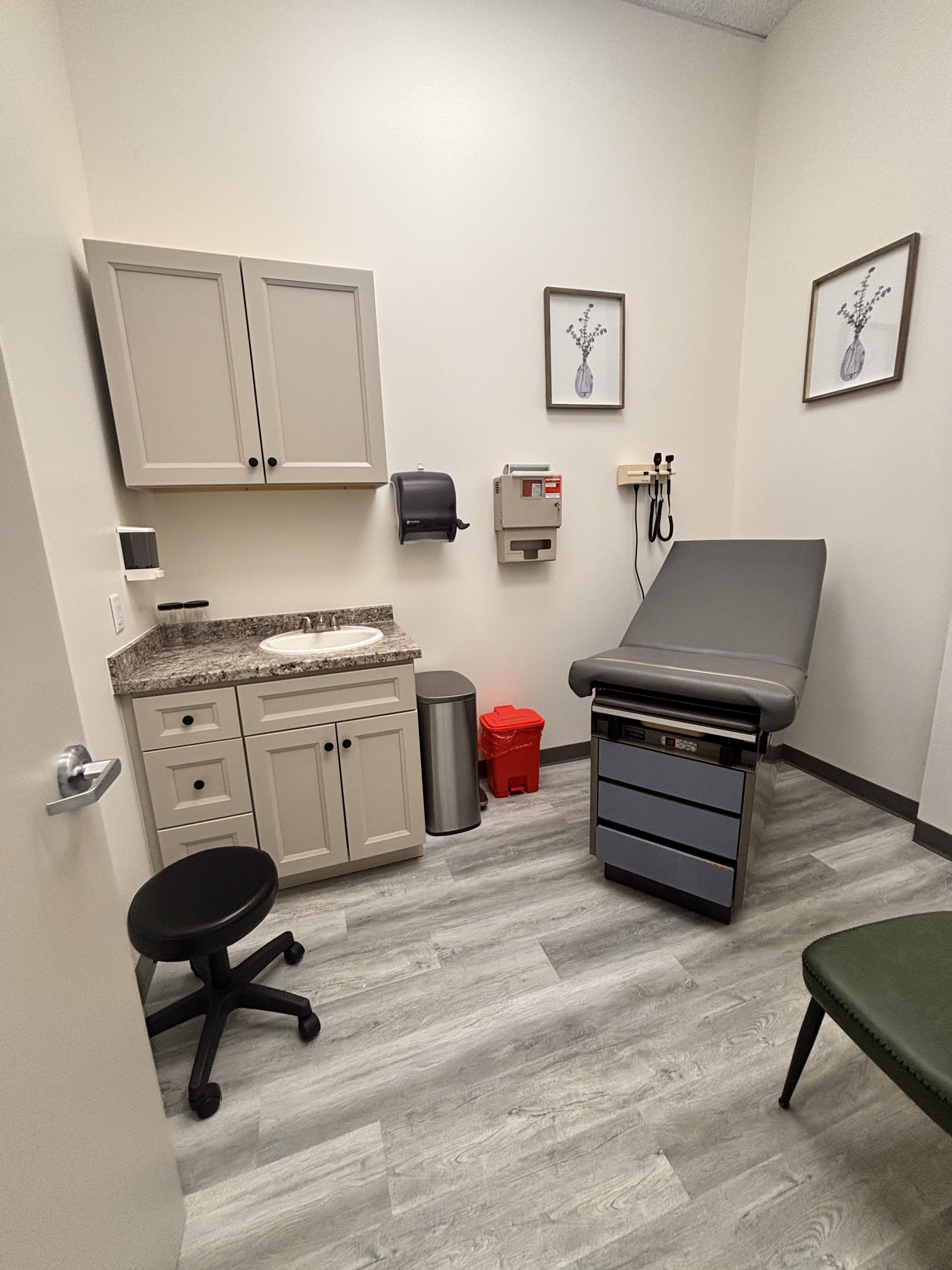 Cadalawn Clinic Interior - Exam Room