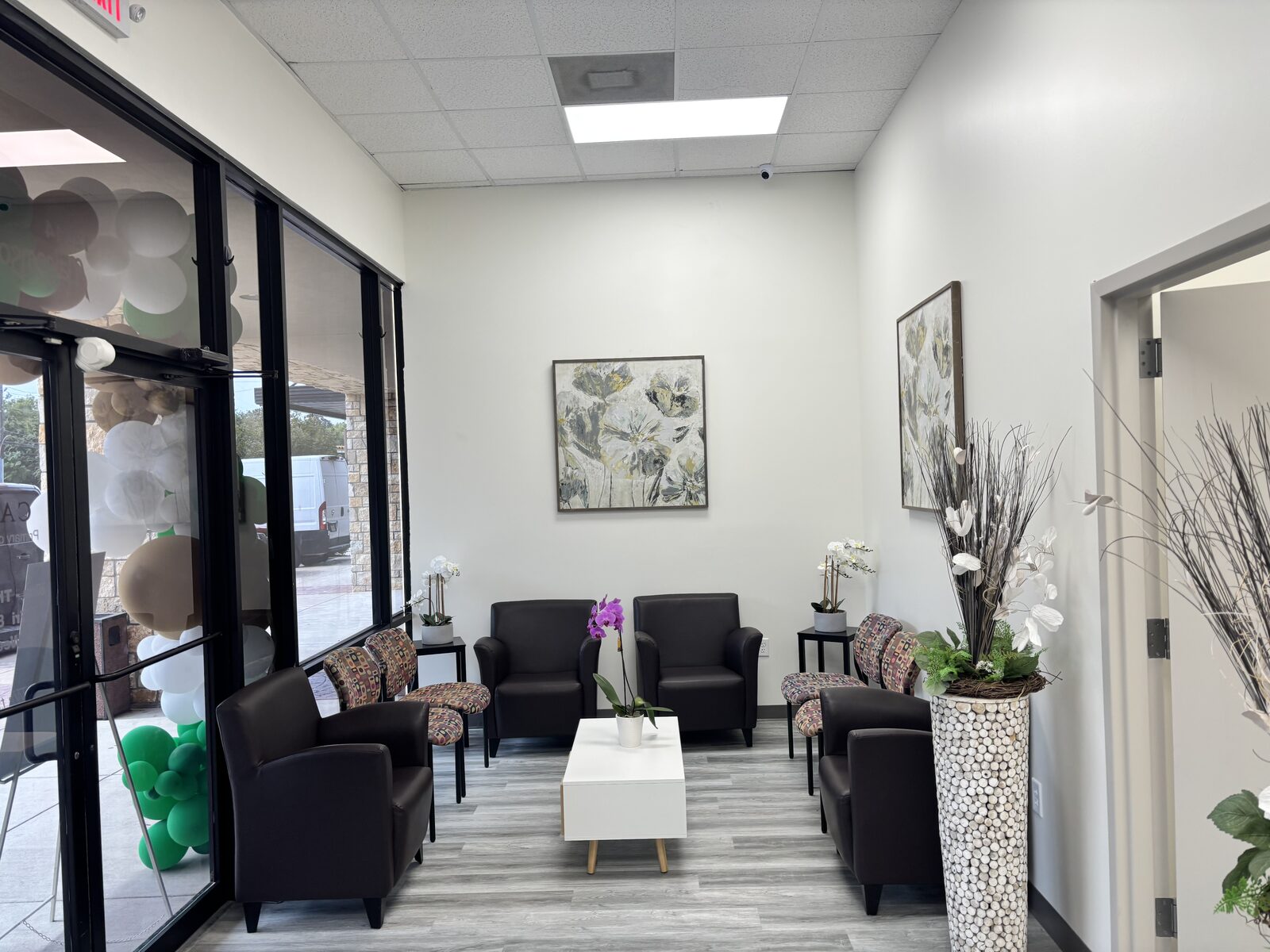 Cadalawn Health & Wellness reception and waiting area